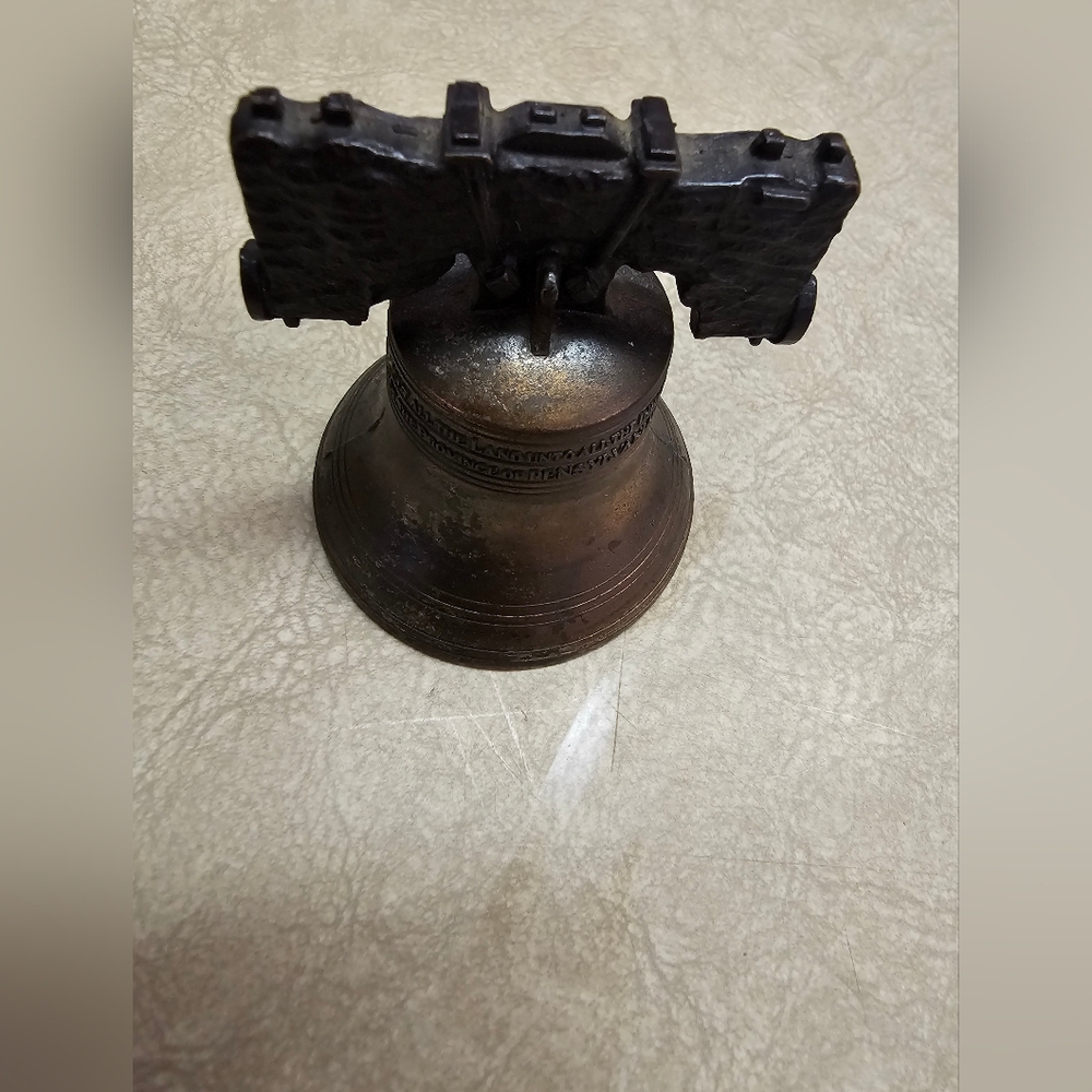 Vintafe Bronze Liberty Bell